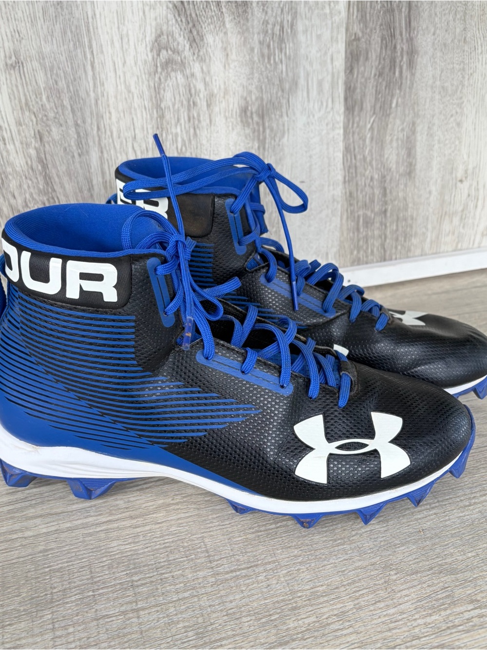 Under Armour Hammer Mid Football Cleat Mens black royal blue Size 10